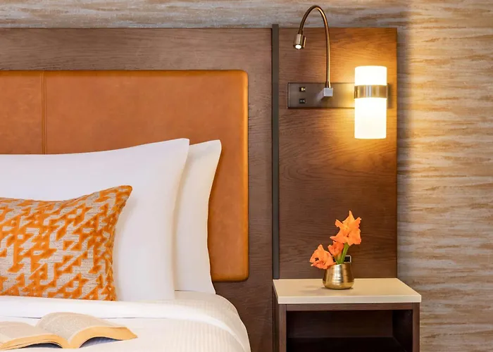 Hoodoo Moab, Curio Collection By Hilton
